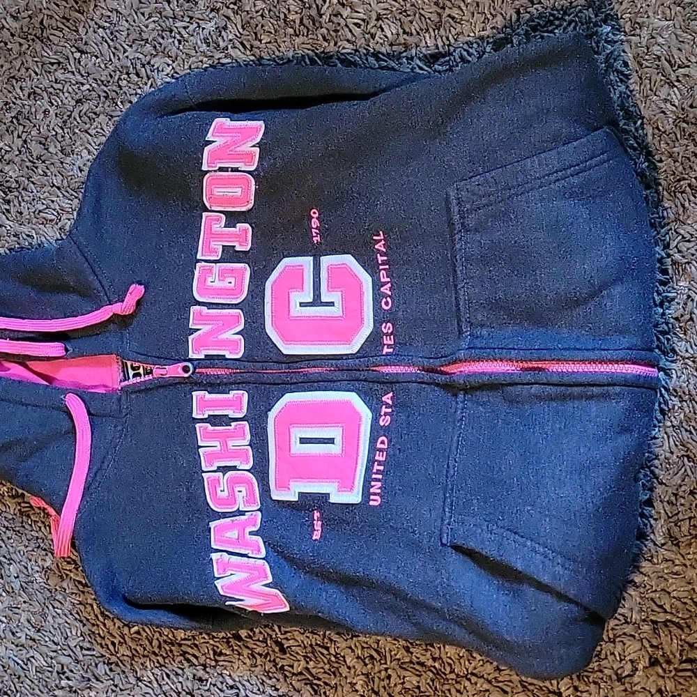 Hooded zip up